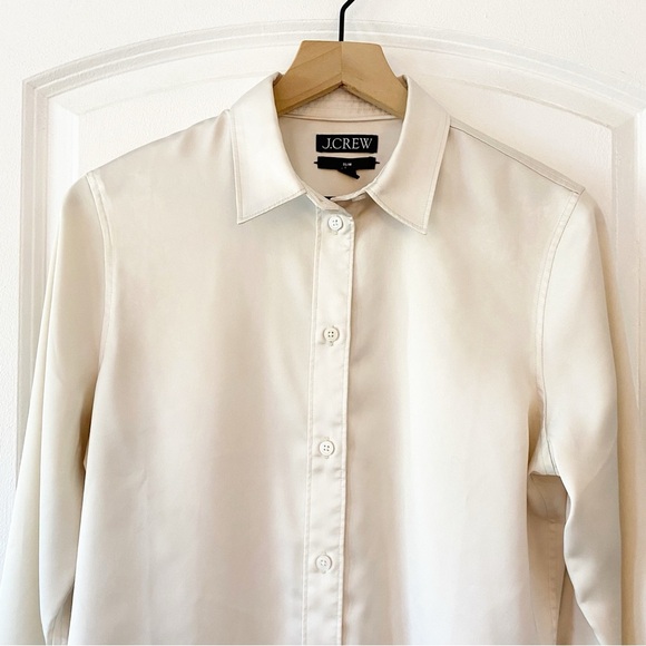 J. CREW Slim Fit Drapey Shirt In Luster Crepe Size 8 Old Money - Picture 4 of 9